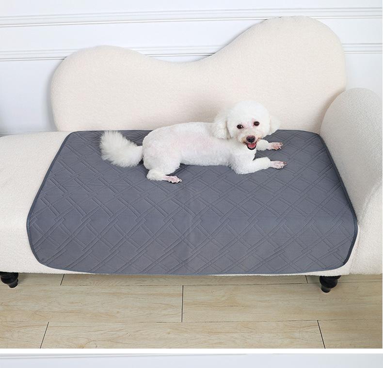 

Многоразовая водонепроницаемая нескользящая впитывающая пеленка для питомцев и коврик для пола L (70*50cm)