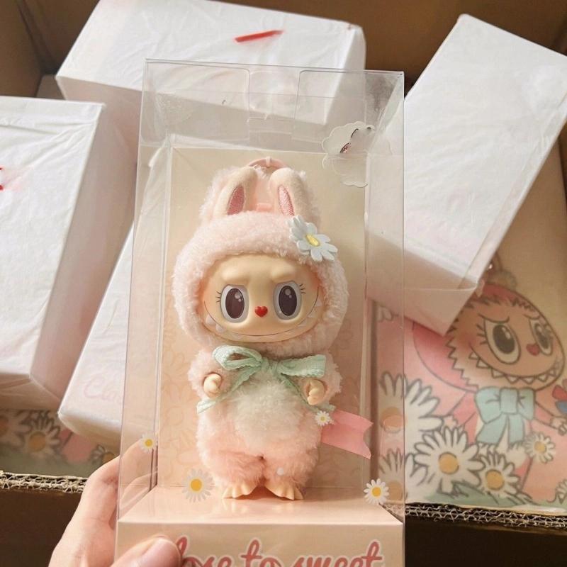 Leśna Bajka dimoo Merlion Sklep Spożywczy Mystery Box Lalka Prezent Świąteczny Zabawki dla Dzieci Ozdoba na Deskę Rozdzielczą/Kratkę Wentylacyjną Prezent Kolekcjonerski Zawieszka do Samochodu