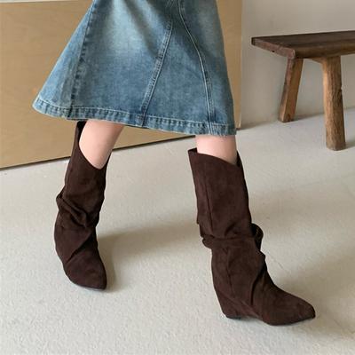 Wedge Heel Boots Autumn and Winter New Fashion Mid-heel Inner Heightening Pointed Boots High Heels Suede Pleated Piled Boots