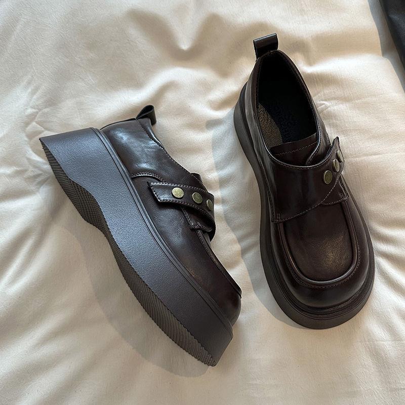 Thick soled British style leather shoes for women  2026 Spring and Autumn new big toe loafers