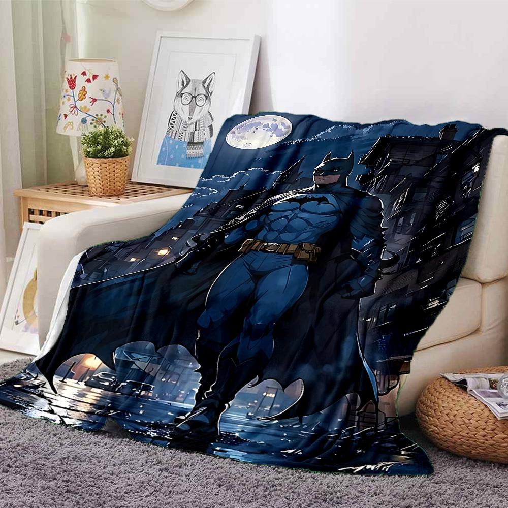 

1pc Batman full moon Flannel Blanket Soft Warm Throw for Home, Office, Travel, All-Season Cozy Bedding Gift L1458 80cmx120cm(31inx47in)