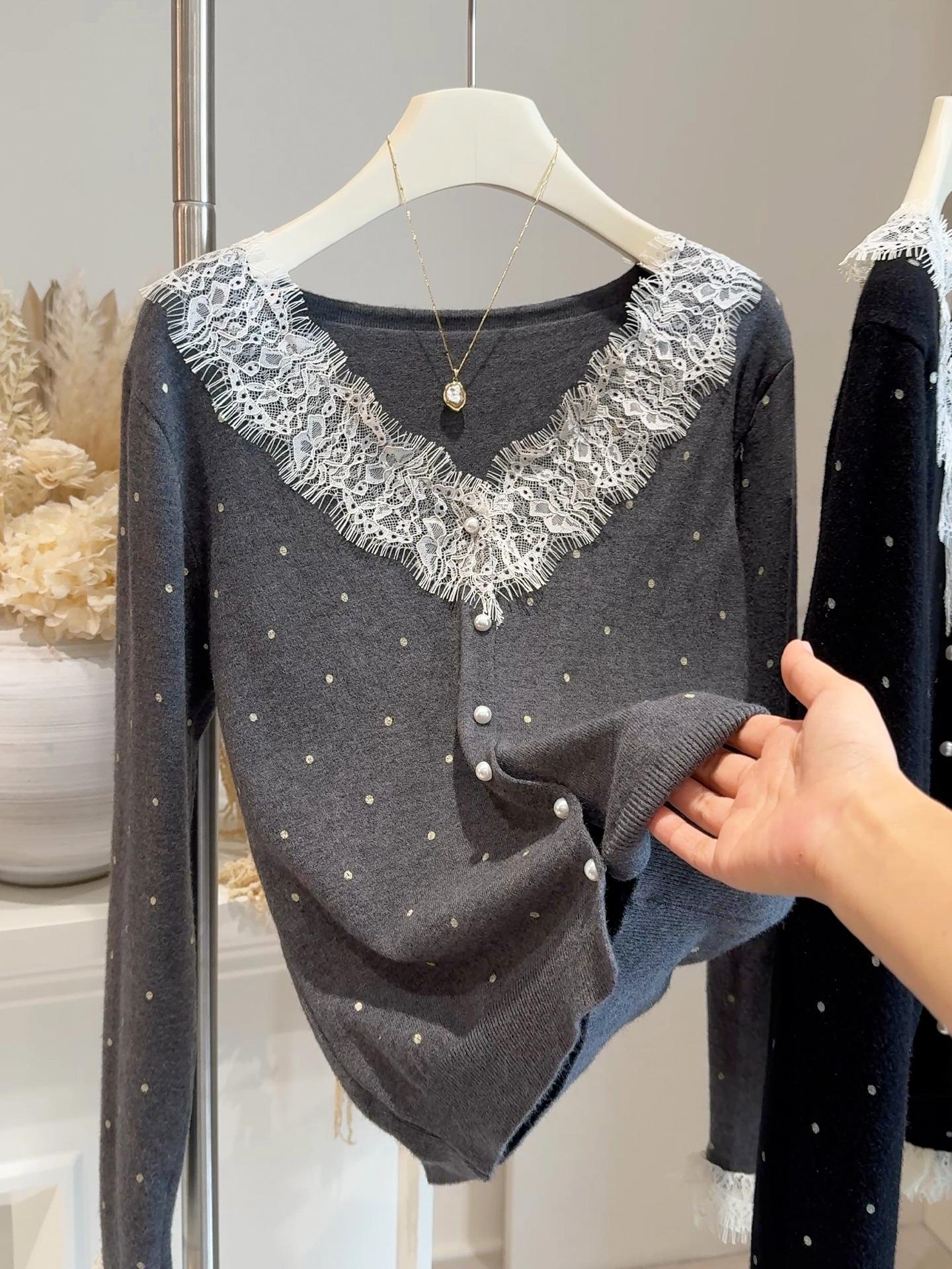 

Lace Patchwork V-Neck Polka Dot Knit Cardigan for Women - Spring & Autumn 2025 Design One Size темно-сірий