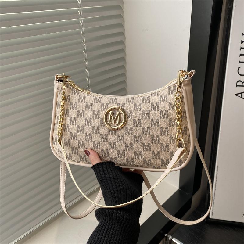 Niche underarm bag personalized single shoulder fashion small bag women's new oblique span women's crescent bag