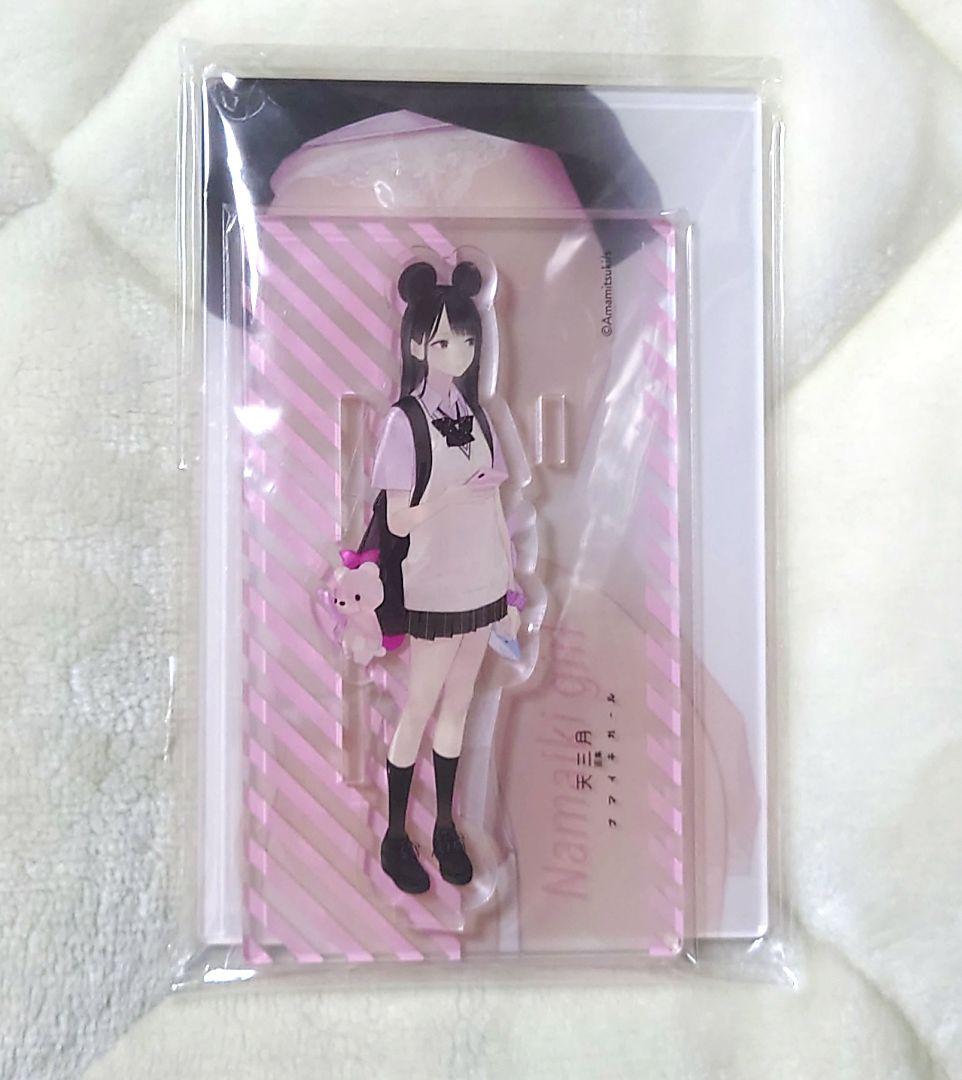 

[Б/У] Акриловая подставка Ten March