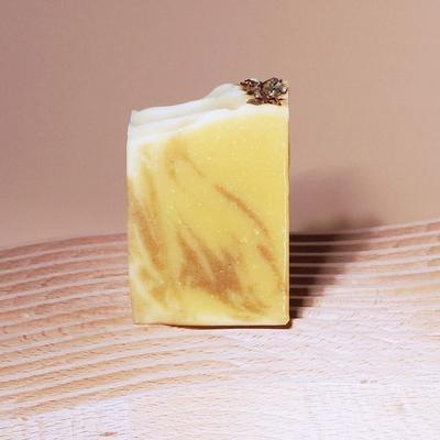 Mýdla a sprchové gely – Mýdlo do koupelny a sprchy