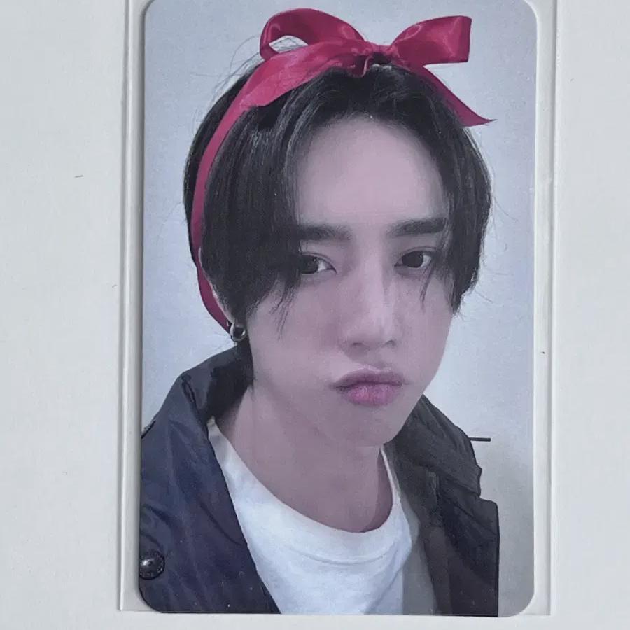 Theboyz Sunwoo Mini Record Double Sided Hand Heart Ribbon Photocard