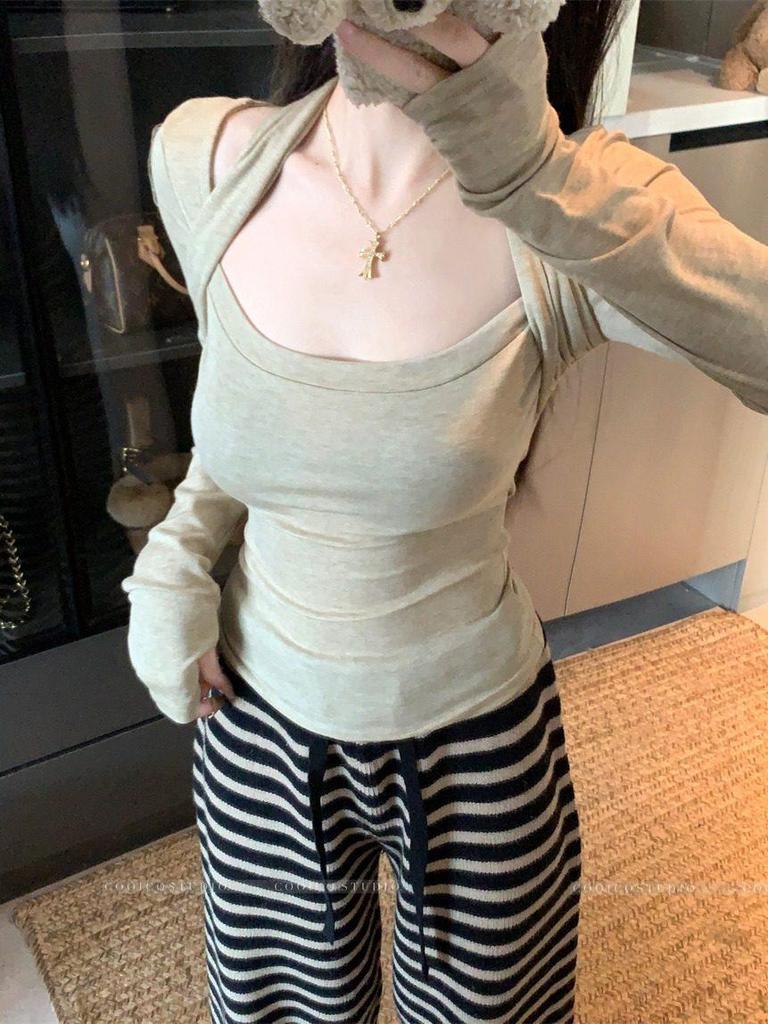 Korean Patchwork Square Neck Halterneck Long Sleeve T-shirt: Women's Slim Fit Early Spring Base Layer Pullover Top.