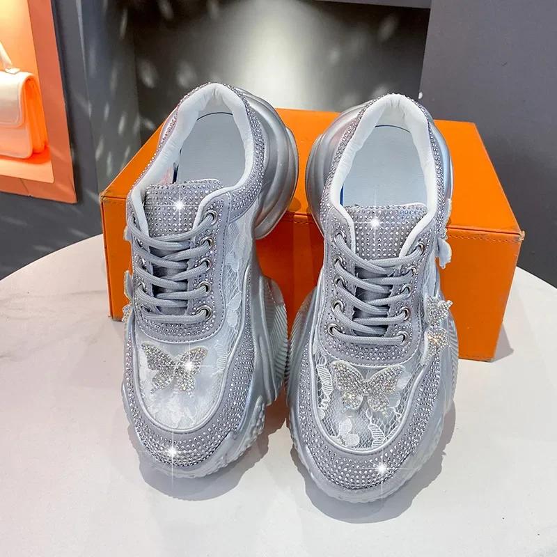 Modische Damen-Vulkanisierschuhe mit dickem Boden, Dad-Schuhe, Wasserdiamant-Dekoration, weiches, atmungsaktives Mesh und Keilsohle