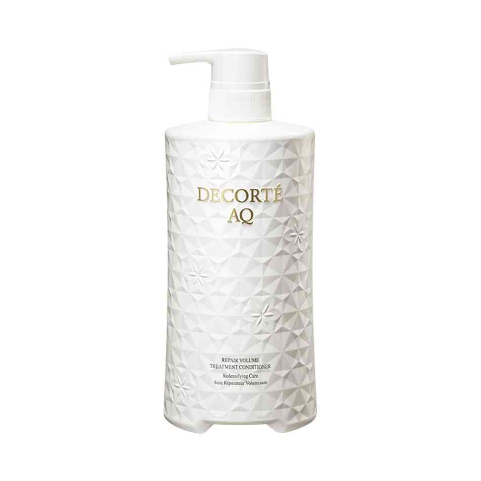 

Kose Cosme Decorte AQ Repair Volume Treatment Conditioner Co., Ltd.. (600 г)