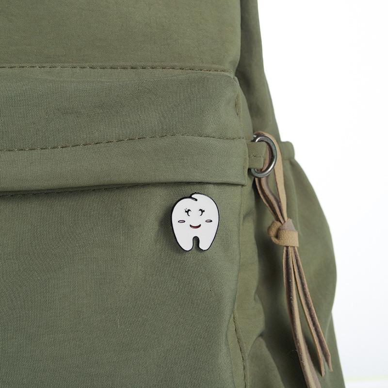 Cartoon Smiling Tooth Enamel Pins Custom Teeth Brooches Lapel Badges Funny Oral Health Jewelry Gift for Kids Friends