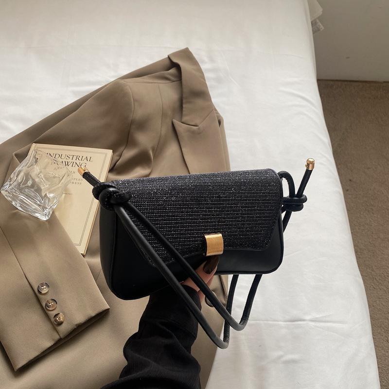 

Underarm bag 2025 new trendy fashion commuter bag solid color shoulder messenger bag high-end niche handbag