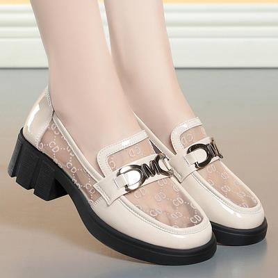 Letnie brytyjskie buty z siateczki Hollow Loafers damskie modne miękkie skórzane 2025 Retro biurowe obuwie wsuwane czółenka proste