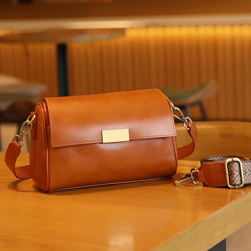 New Summer Retro Women's Bag European and American Fashion Underarm Bag Large Capacity Single Shoulder Diagonal Cross Bag Popular Small Square Bag
