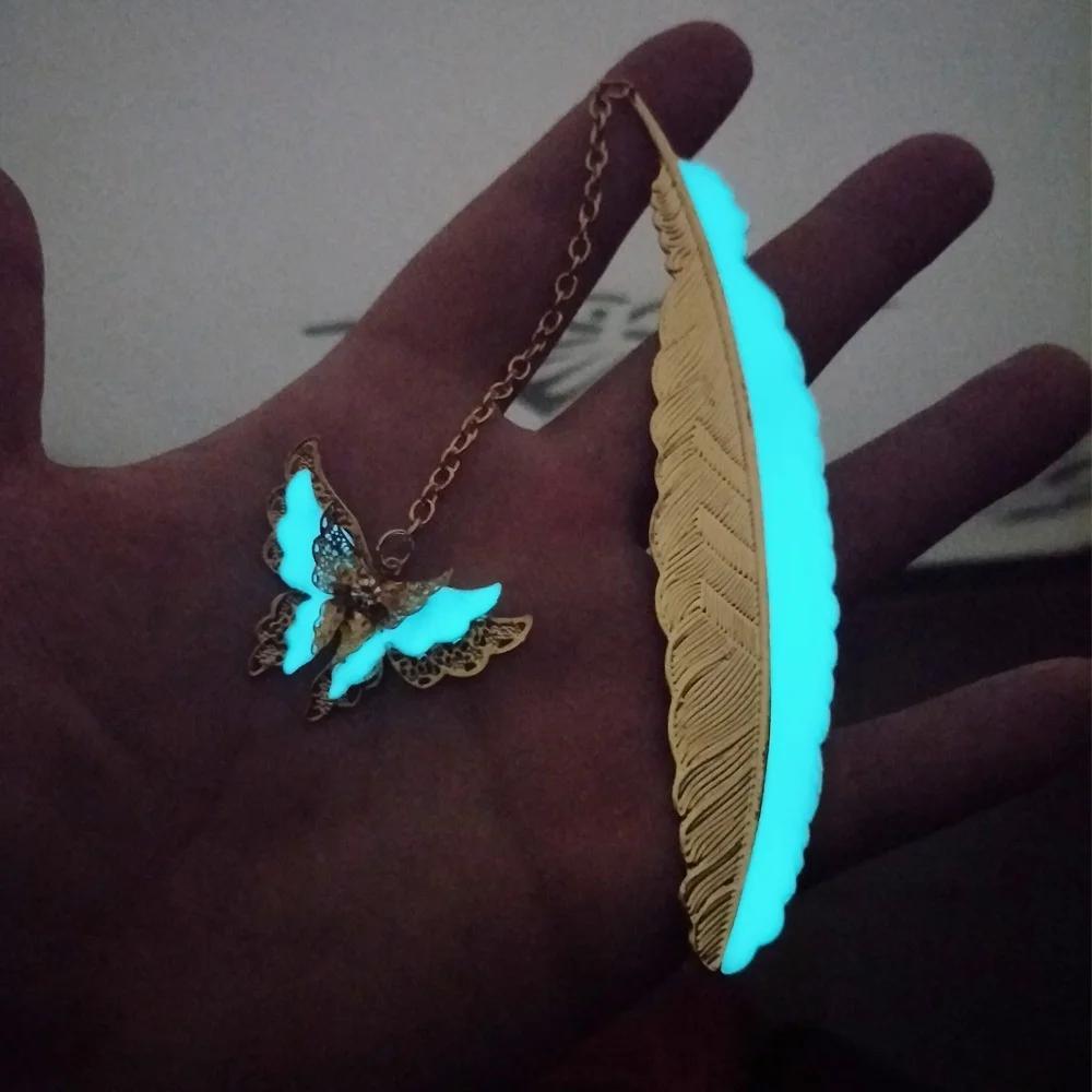 1 Piece Luminous Feather Bookmark Retro Luminous Creative Whale Tail Metal Bookmark Fluorescent Owl/butterfly Bookmark
