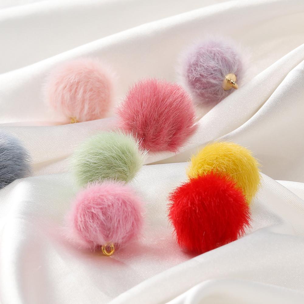 10pcs 17mm Plush Fur Covered Ball Beads Charms Pompom Beads Pendant for DIY Earring Bag Keychain Pendant Jewelry Making Supplies