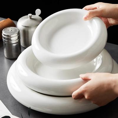 Piatto Rotondo in Ceramica Bianca Smaltata Stile Occidentale Disco a Doppia Parete Concetto Artistico in Ceramica Piatto per Piatti Freddi Stoviglie per Hotel