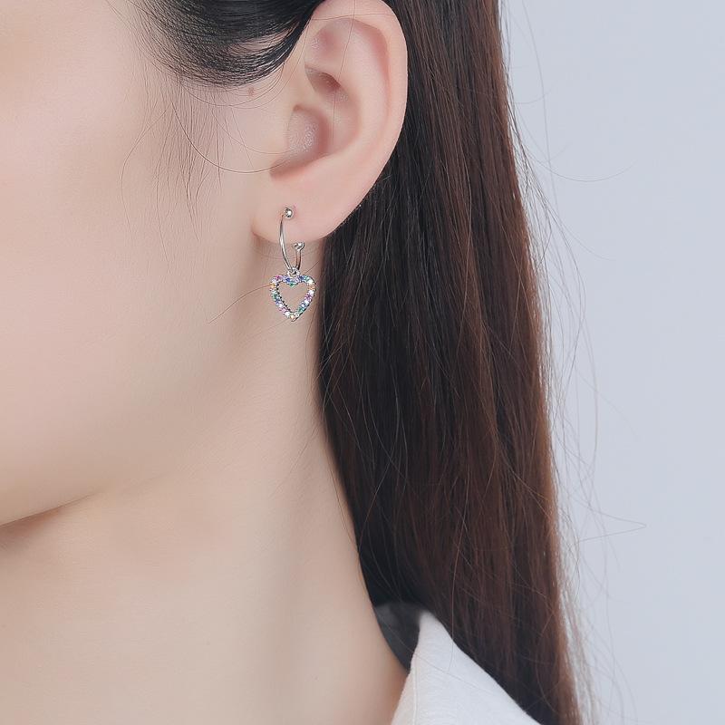 Brincos de prata esterlina S925 com zircônia colorida e coração de amor vazado, brincos de elegância doce, joias de prata