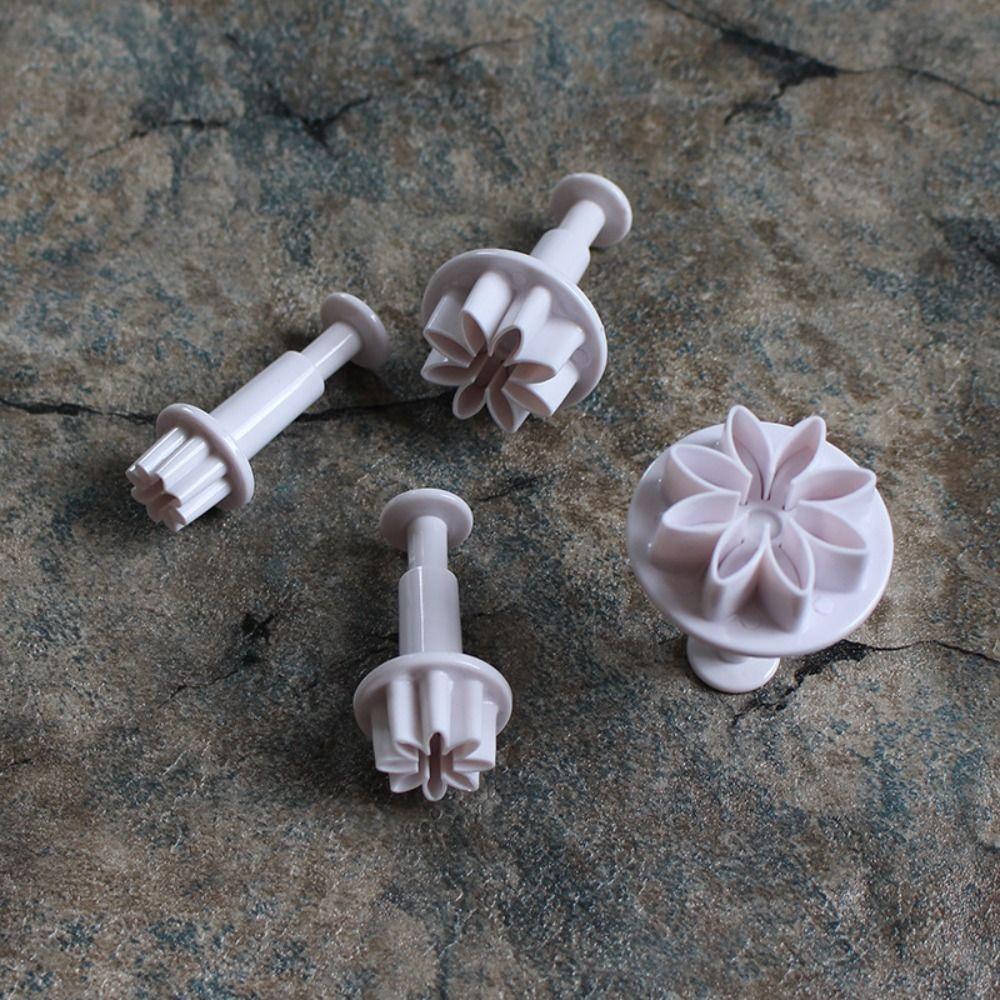 4pcs Plastic Daisy Cake Plungers Easy to Clean Plum Mold Pastry Cookie Cutters  Wedding