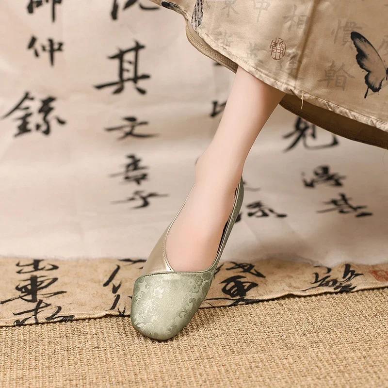 New Versatile Women's Autumn Shoes Thick Heel Shallow Mouth High Heels Korean Style Mom Shoes Mid-high Heels