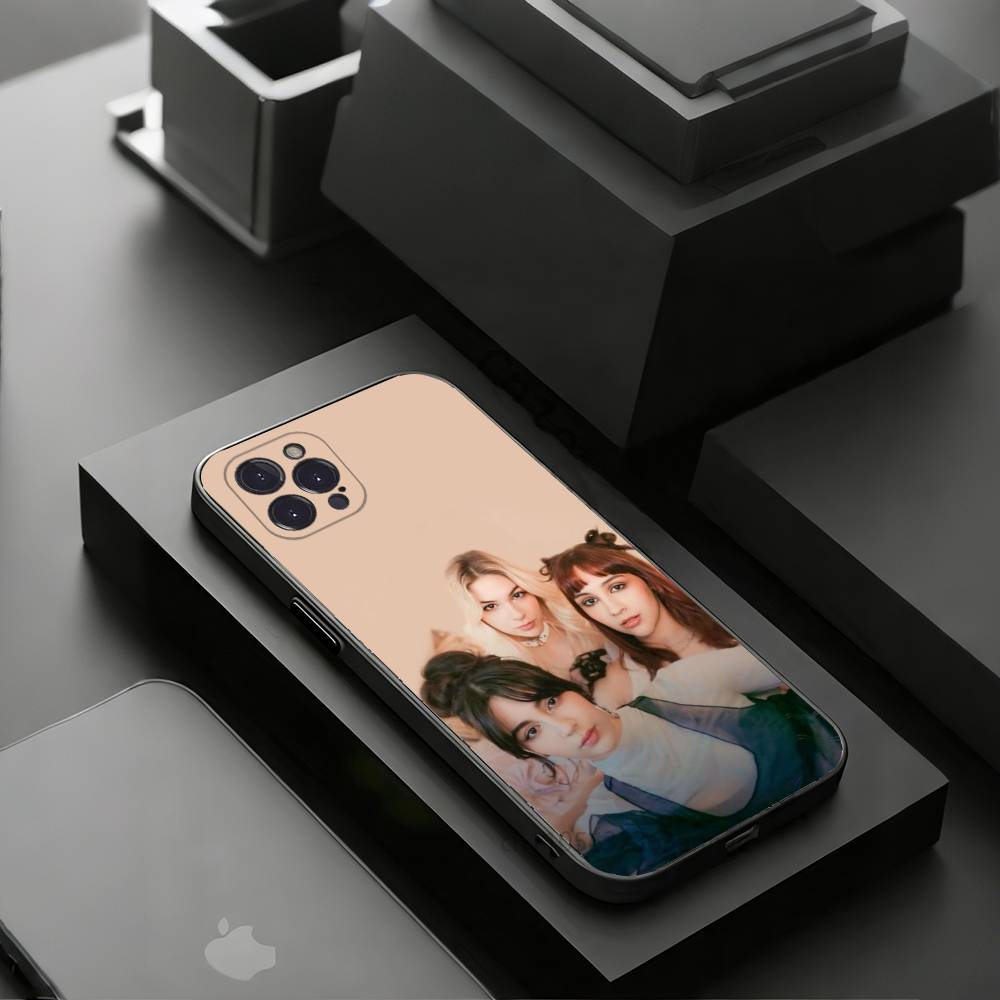 Band T-THE W-Warning Rock Phone Case for iPhone 11Pro 13 12 11 Pro Max 16e 17 Air 16 15 14 Plus 11ProMax
