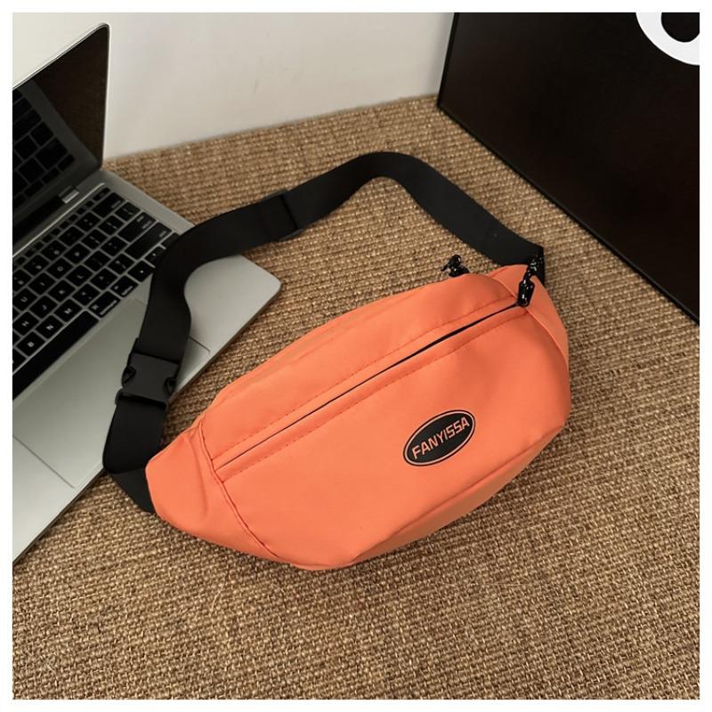 Mobile phone fanny pack trendy brand men's breast bag simple and lightweight shoulder small backpack women's leisure sports messenger bag men