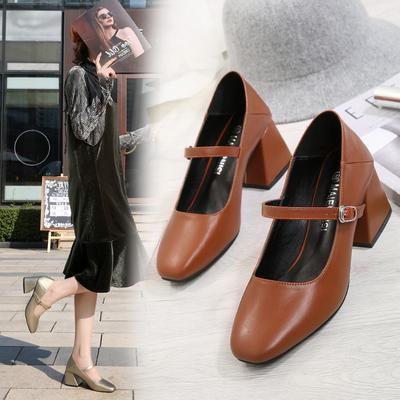 Sapatos Mary Jane Retro Europeus e Americanos para Mulheres 2024 Novos Sapatos Quadrados De Corte Raso Salto Grosso Casual Tamanho Grande Sapatos Únicos