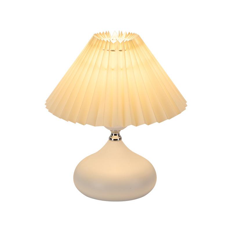 Bedroom Bedside Table Lamp High Sense Internet Celebrity Girl Warm Romantic Pleated Creative Decorative Table Lamp