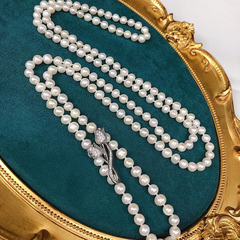 Exquisite Long Freshwater Pearl Necklace: Women's Versatile Fashion Jewelry Chain