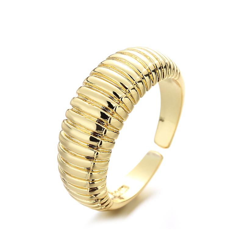 2026 18K Gold Plated Ring Women's Vintage Diamond Ins Simple French Light Luxury Index Finger Geometric Opening Irregular Ring Trend