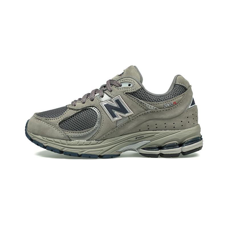 

New Balance 2002R Светло-серый 37