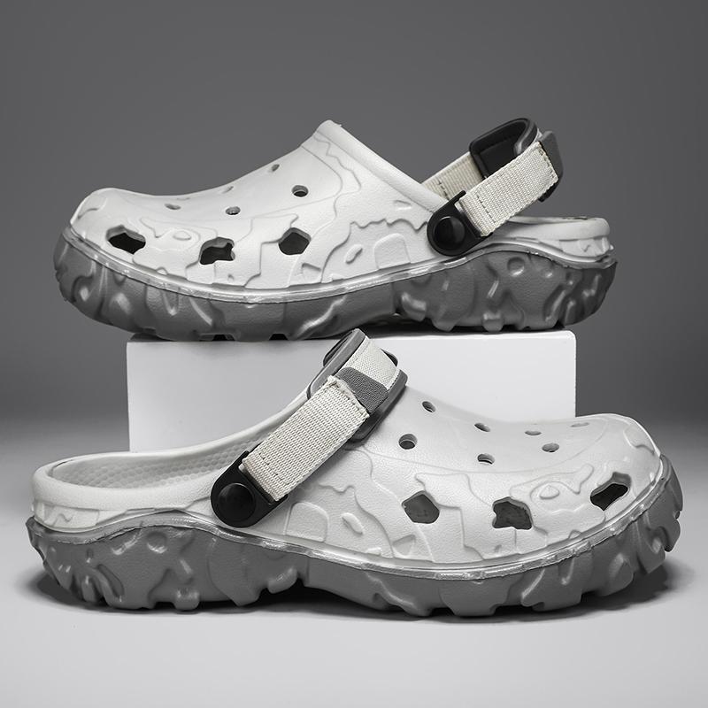 Fashion Summer Men Slippers New EVA Soft-soled Sandals Indoor Outdoor Garden Clogs Walking Beach Shoes Mens Shoes Big Size 40-47