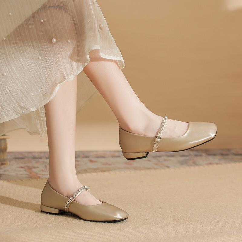 2302 flat shoes women's thick heel new square head rhinestone word with Mary Jane shoes French light mouth low heel single shoes