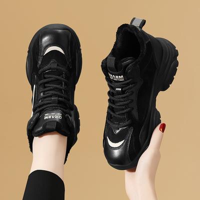Casual Sports Shoes Women's Autumn and Winter Large Size Versatile Velvet Black Platform Dad Flat Bottom Small Leather Shoes
