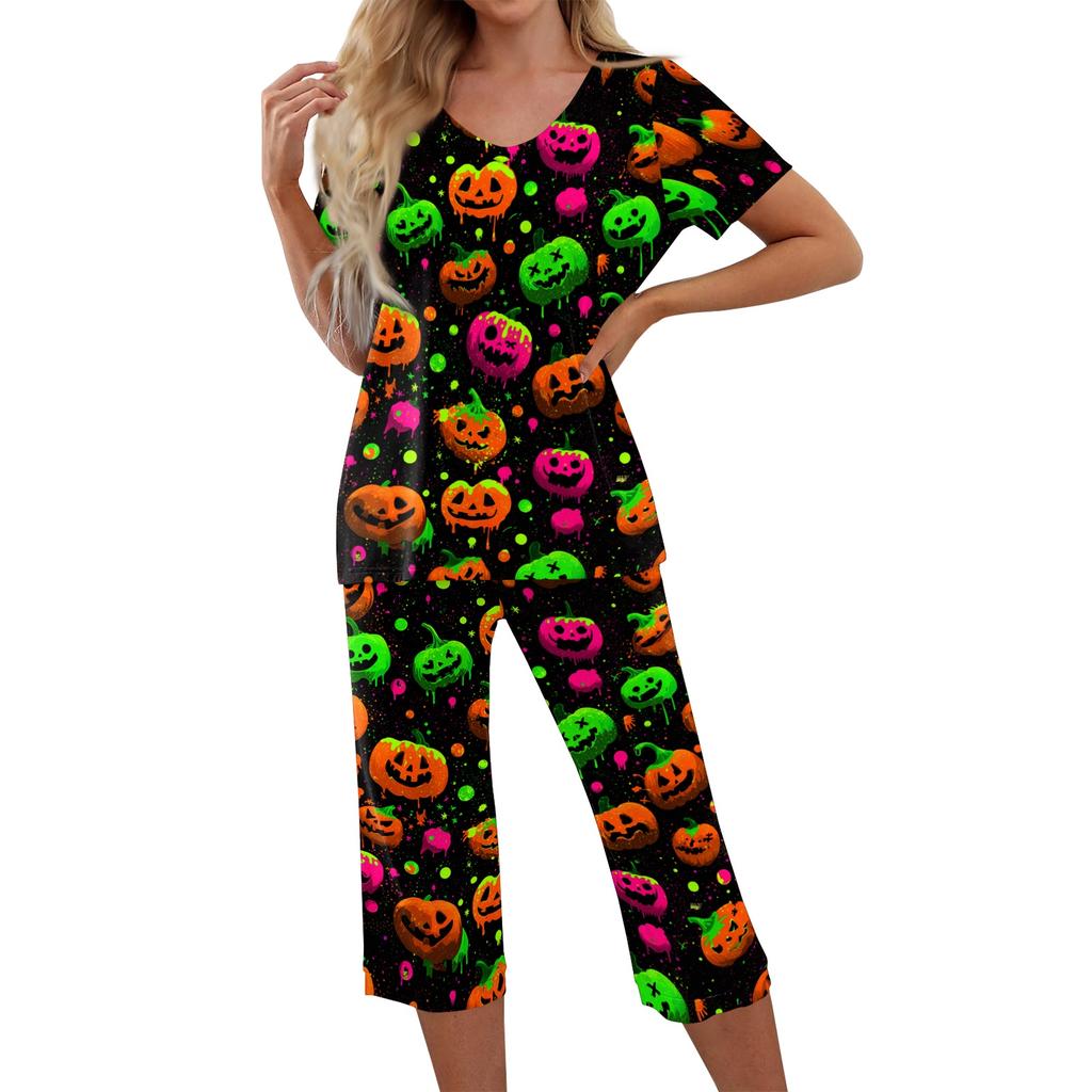 Women's Two Piece Set Short Sleeve Top and Capri Pants Casual Lounge Wear Halloween Floral Print Spider Web Pattern Soft Fabric