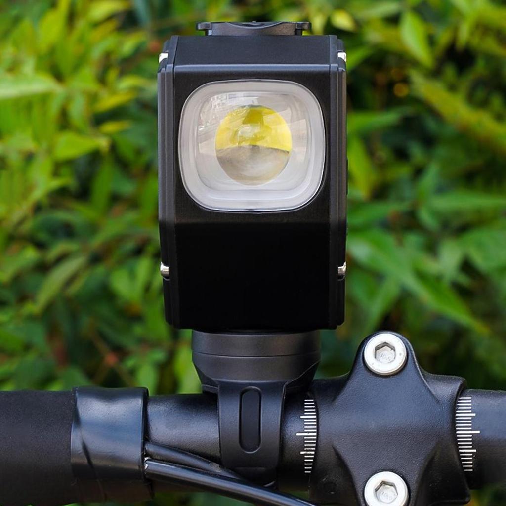 Bike Headlight 2000Lumen Rechargeable Flashlight Front Bike Flashlight With 8 Modes For Night Riding Beach Kids Cycling Scooter