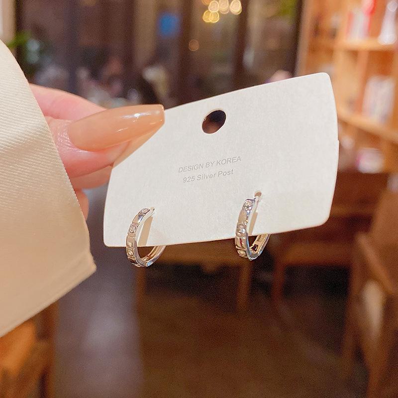 S925 Silver Needle Geometric Diamond Studded Earrings: Light Luxury, Korean Style, Exquisite Niche Temperament