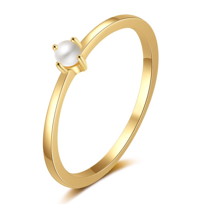 Exquisiter minimalistischer Ring für Damen: 14k Vergoldeter Mini-Planet mit eingelegter Perle
