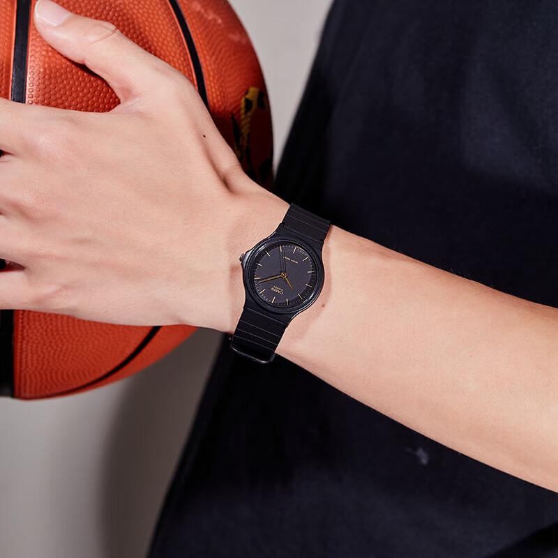 Orologio Unisex al Quarzo Casio Serie MQ-24