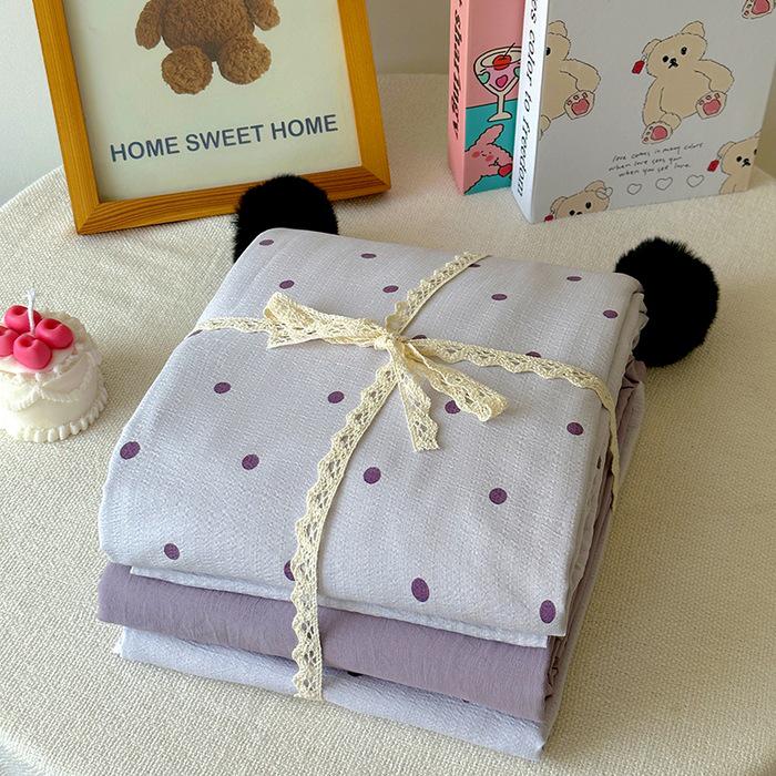 

2026 Romantic French Print Four-Piece Bedding Set 1.2m Bedspread Set, 3 Pieces, Duvet 150x200