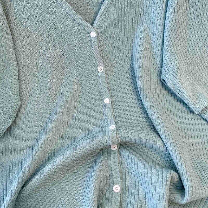 Plus Size Women V Neck Short Sleeve Slim Fit Knit Casual Cardigan Top