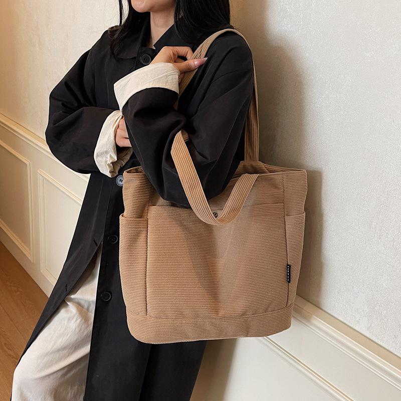 Versatile Canvas Tote - Large Capacity Shoulder Bag for Students
