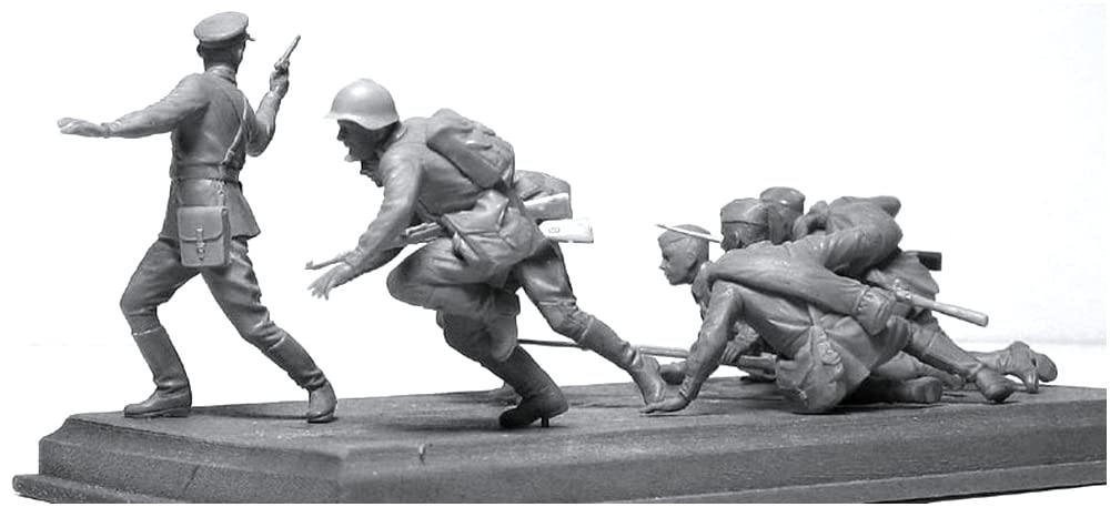 Master Box 1/35 Scale Soviet Infantry Assault Scene, 1941, 12-Pose Multi-Purpose, 6-Piece Plastic Model Kit, MB35063