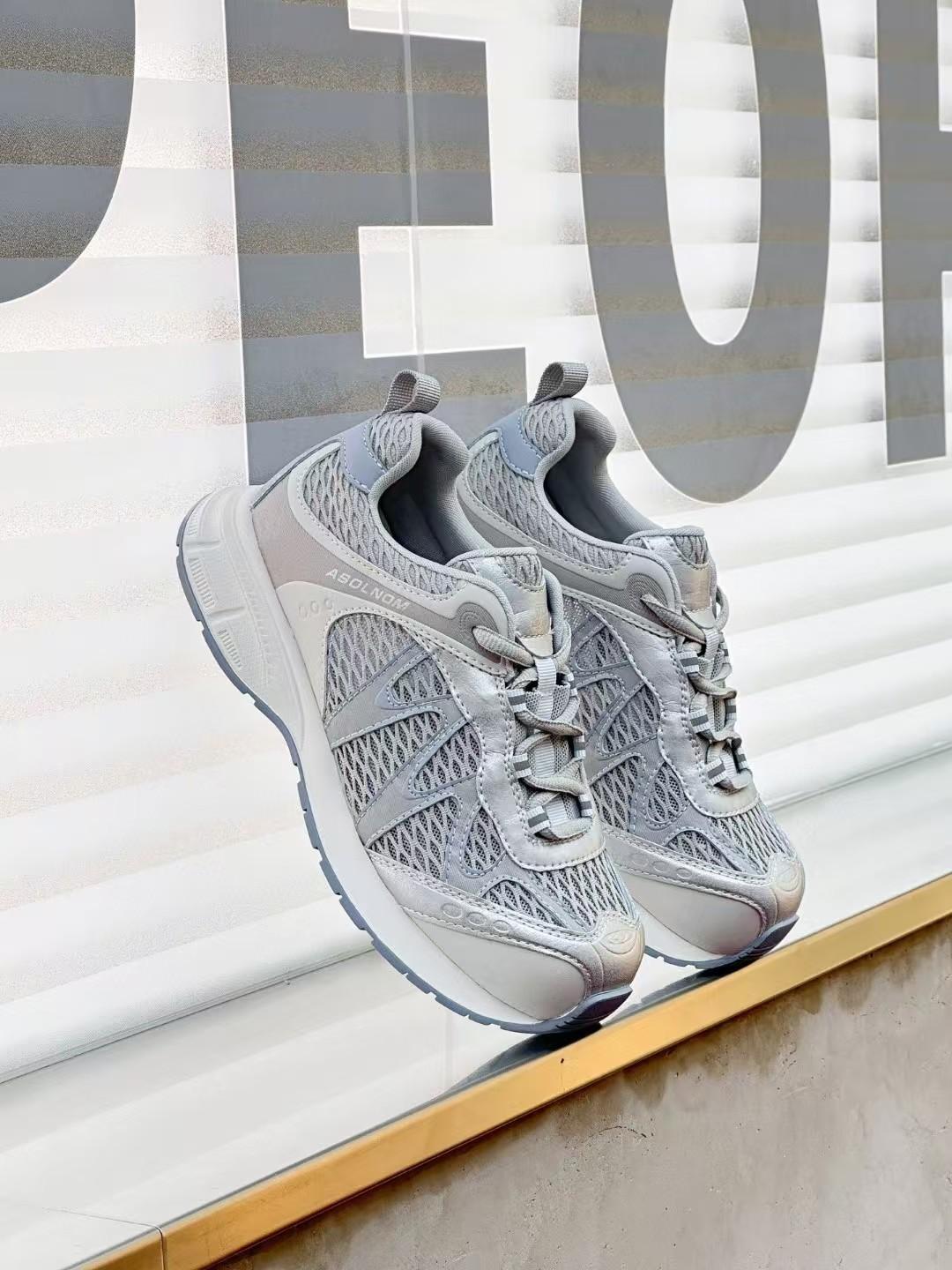 

Leather single mesh non-slip outdoor hiking shoes women s summer new lightweight breathable casual shoes hiking shoes 35