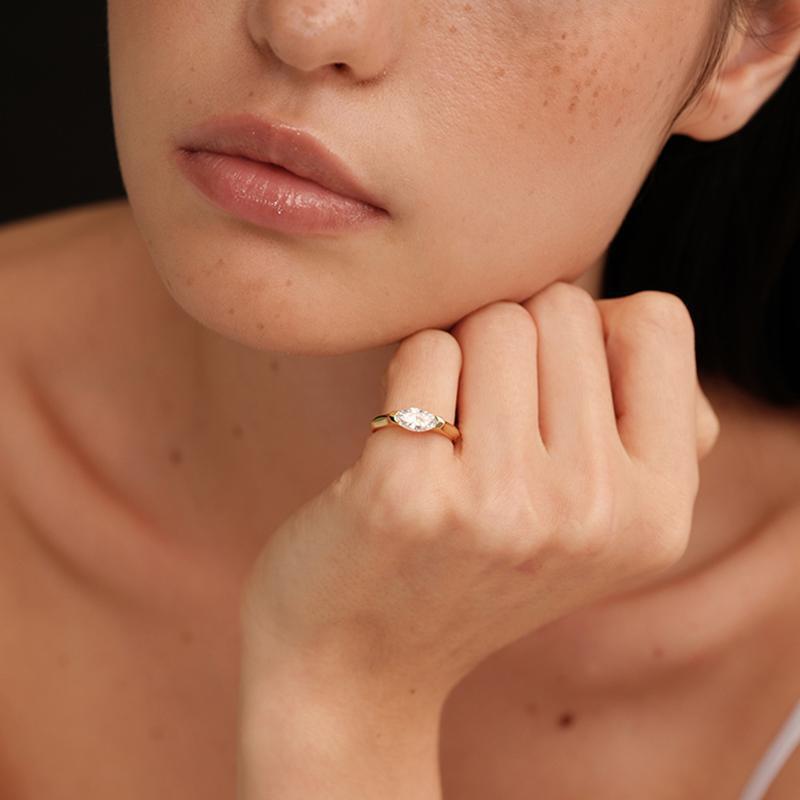 TK Bestseller Horse Eye Cut Zircon Ring: Gold-Plated Copper Couple Rings