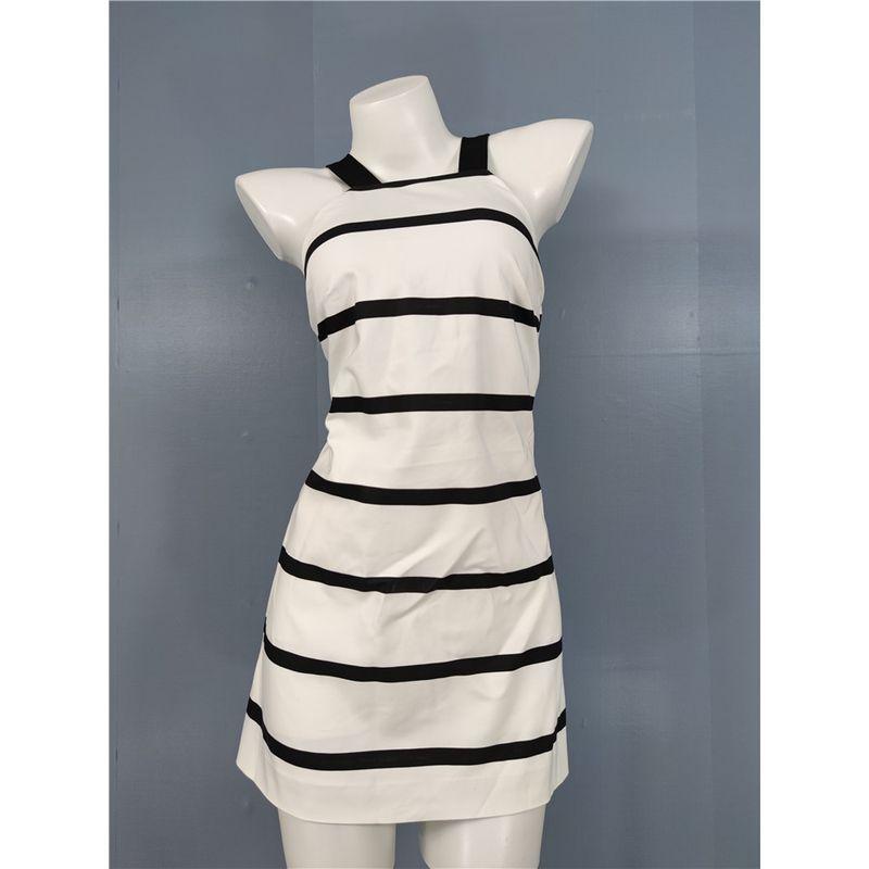 

Экспорт Одиночные Подтяжки Уличный Крутой Открытая Спина Черно-Белая Полоска Классический Комбинезон Легче всего для Сочетания Газовое Месторождение Маленькие Кюлоты Black and White Stripes M