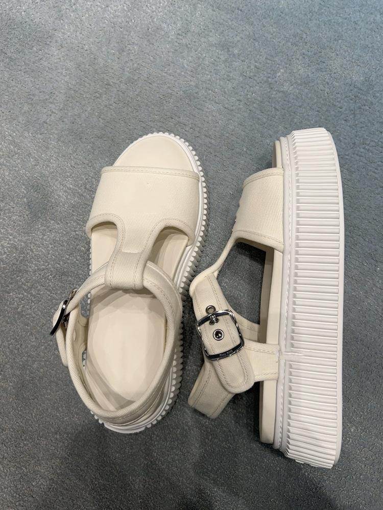 Seconds To Become Bigger Long Legs New Biscuits Canvas Sandals Platform One Word with Beach Shoes Miu Versatile Sandals