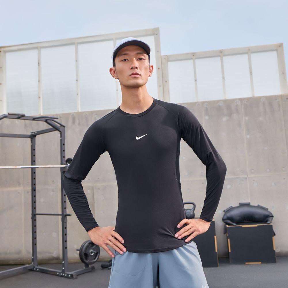 Мужская черная футболка Nike Dri Fit S
