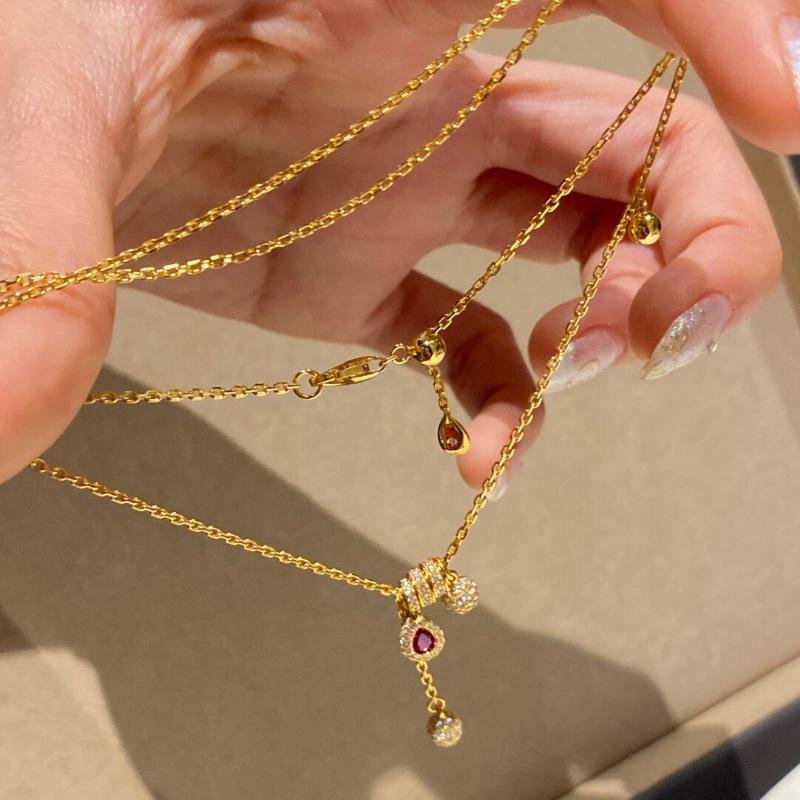 Light Luxury Retro Ruby Water Droplet Red Nut Necklace Pendant Fashion And Exquisite Collarbone Chain Wedding Jewelry Gift