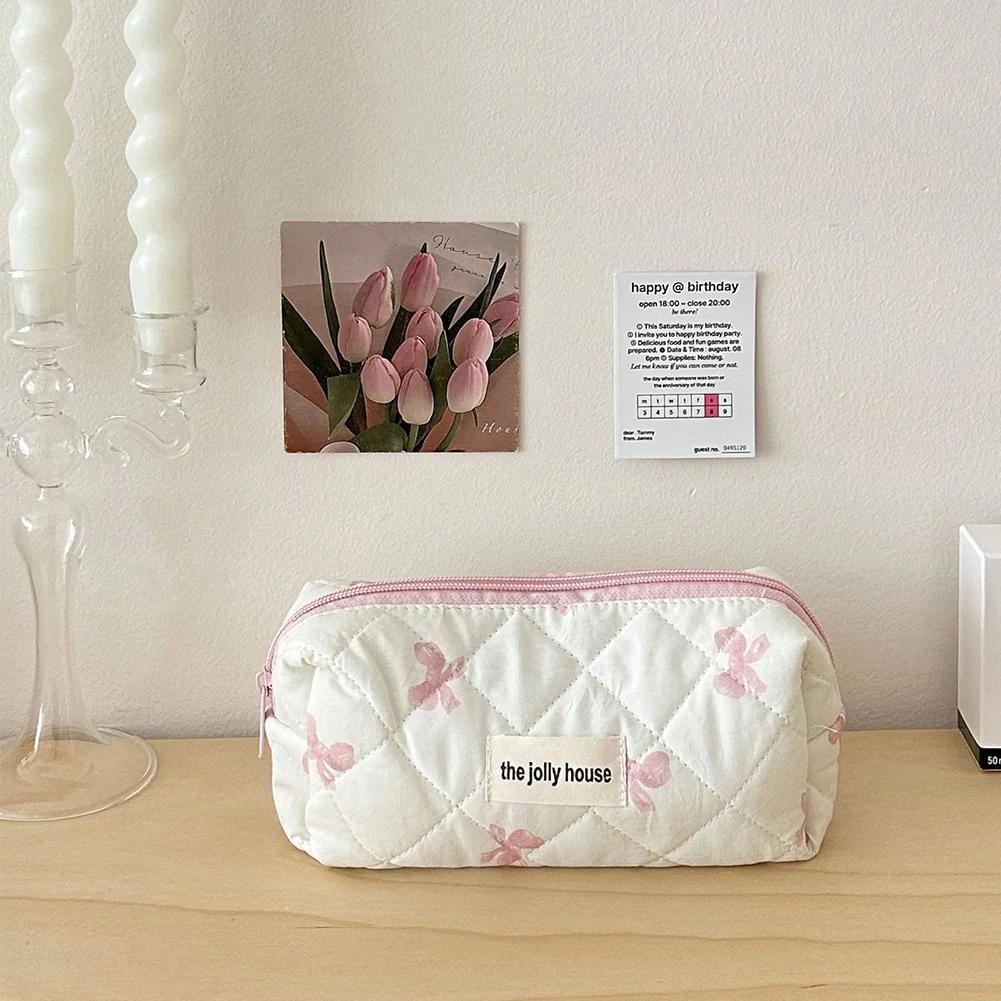 

Cute Bow Travel Makeup Pouch with Zipper Makeup Organizer Storage Bag Cotton Quilted Cosmetic Organizer Case for Women Girls