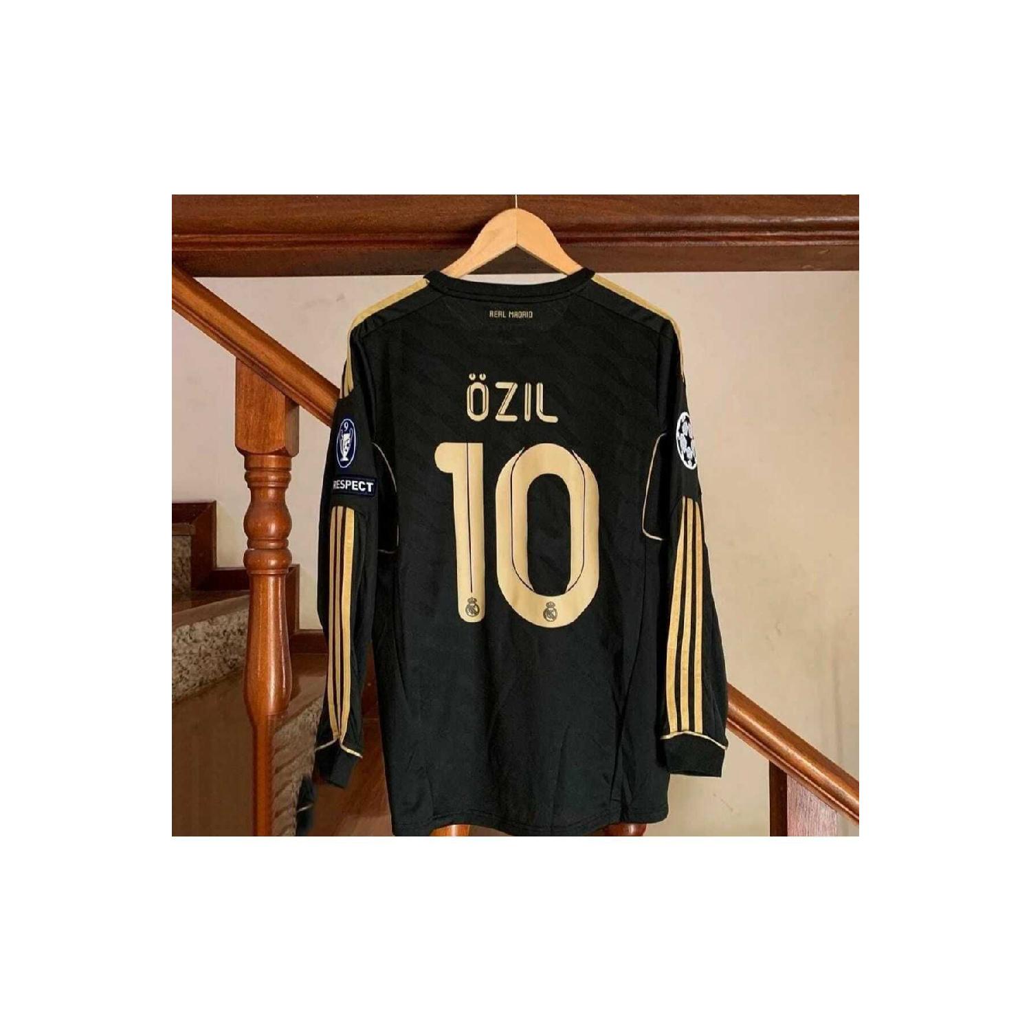 

2011/12 Season Mesut zil Nostalgia Jersey S розовый